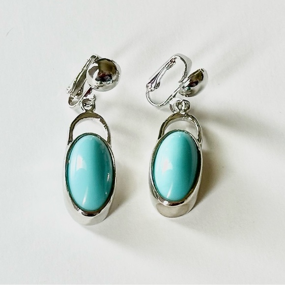 90s Y2K Elegant Silver Tone Pierced Clip-on Dangle with Turquoise Blue Drop - Picture 2 of 3